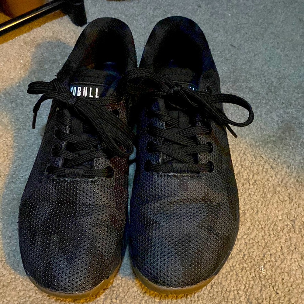 Camo nobull trainers